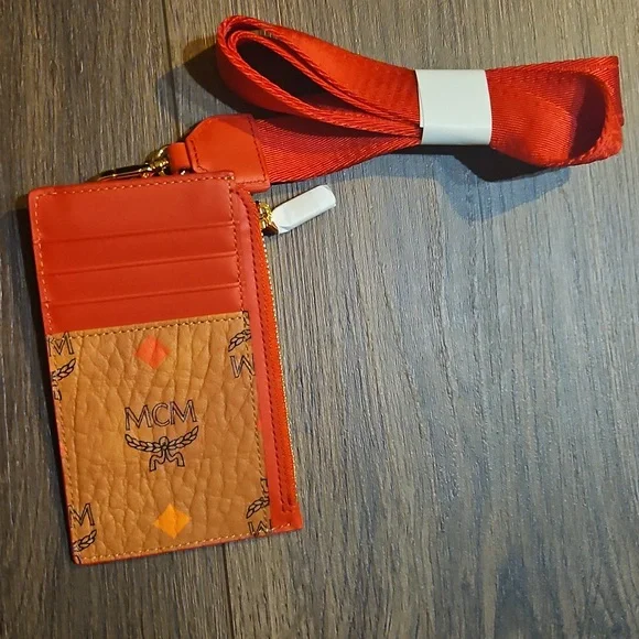 MCM VISETOS LANYARD CARD CASE - Picture 10 of 12